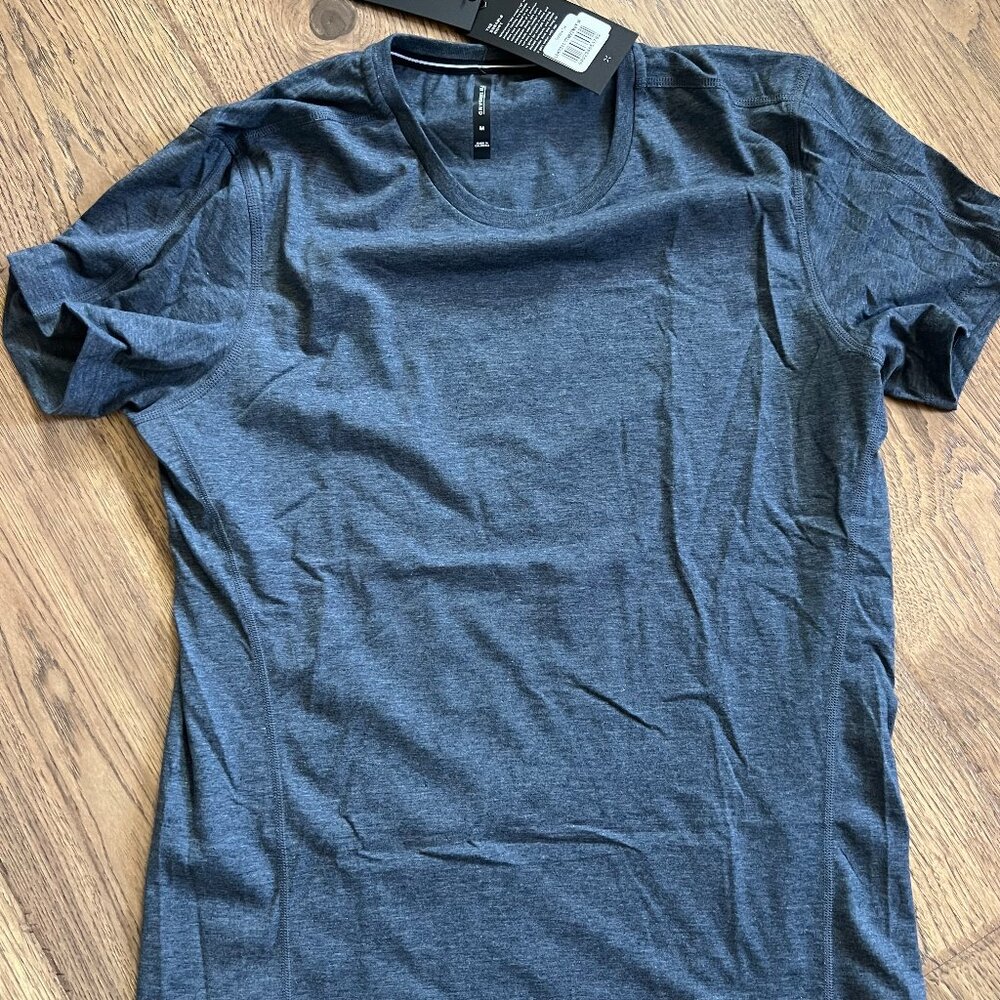 Ten Thousand Navy Heather / Medium Durable Shirt Men's Medium NWT New With Tags